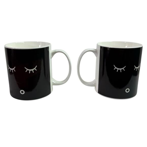Set 2 Color Changing Heat Sensitive Coffee Tea Mugs Cups Ceramic Black & White - Picture 3 of 7